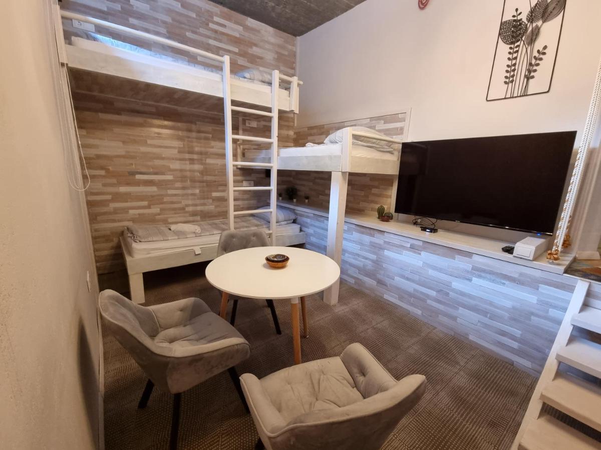 Dp Art Residence - Self Check In Kaunas Bilik gambar