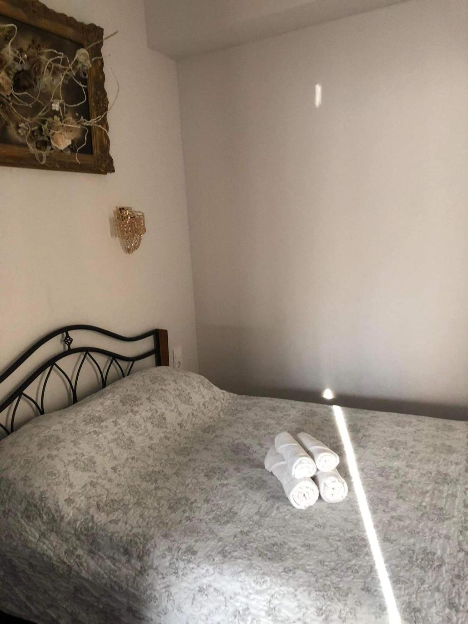 Dp Art Residence - Self Check In Kaunas Bilik gambar