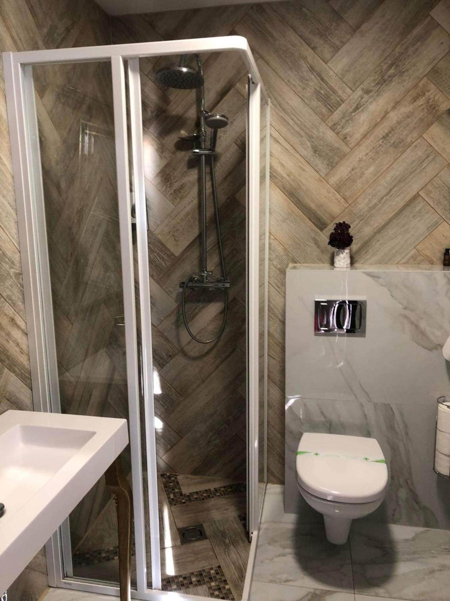 Dp Art Residence - Self Check In Kaunas Bilik gambar