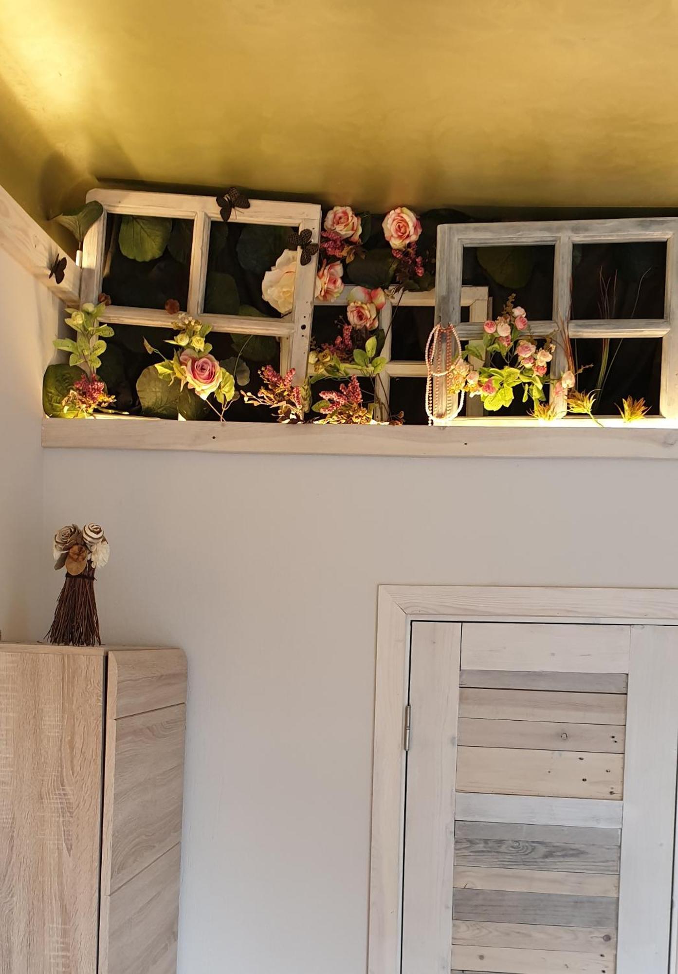 Dp Art Residence - Self Check In Kaunas Bilik gambar