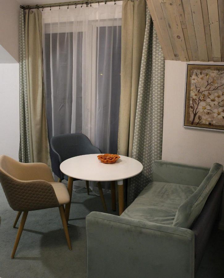 Dp Art Residence - Self Check In Kaunas Bilik gambar